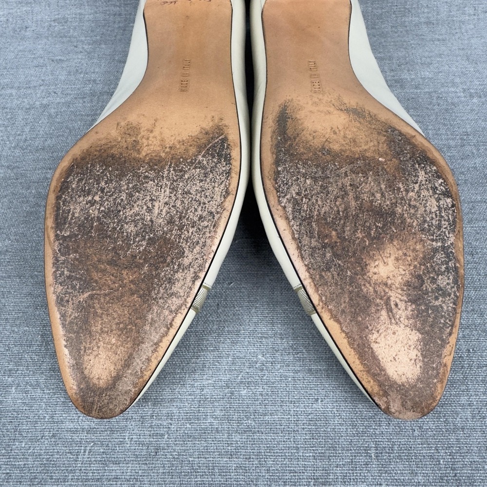 Salvatore Ferragamo Shoes Womens Size 7.5 AA Ivory Leather Pumps Low Heel Italy - Picture 13 of 14